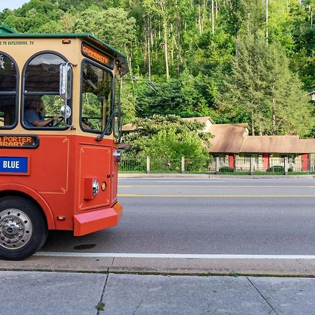 Newly Remodeled Motel In Gatlinburg! Экстерьер фото