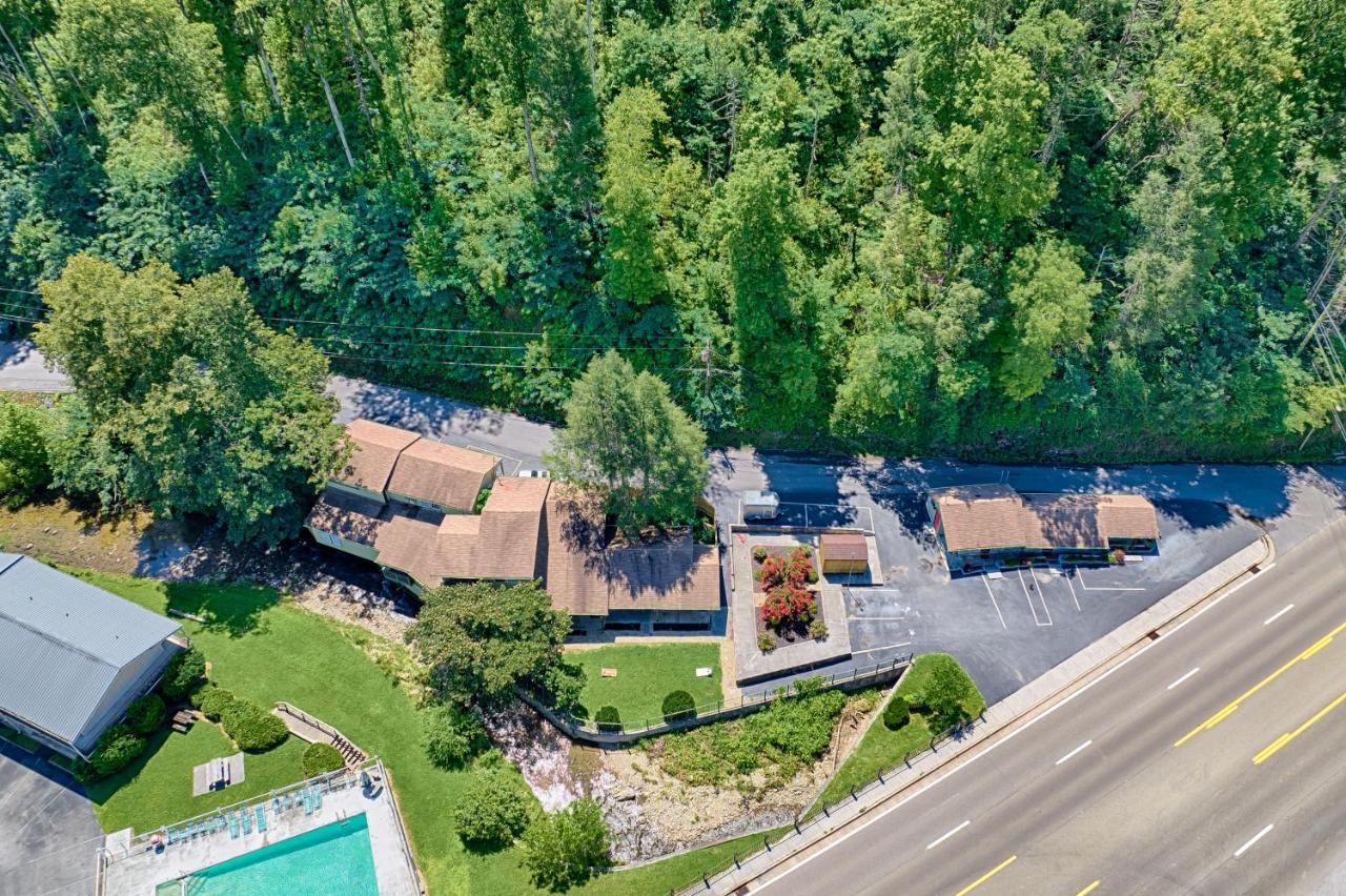 Newly Remodeled Motel In Gatlinburg! Экстерьер фото